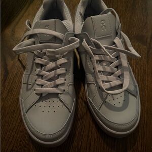 On Running Gray Athletic Shoes with Lace-Up Design - new without the